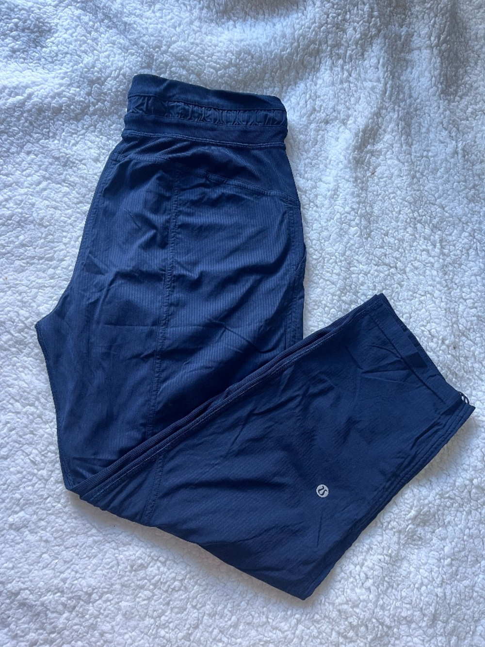 lululemon navy dance crops leggings pants capris